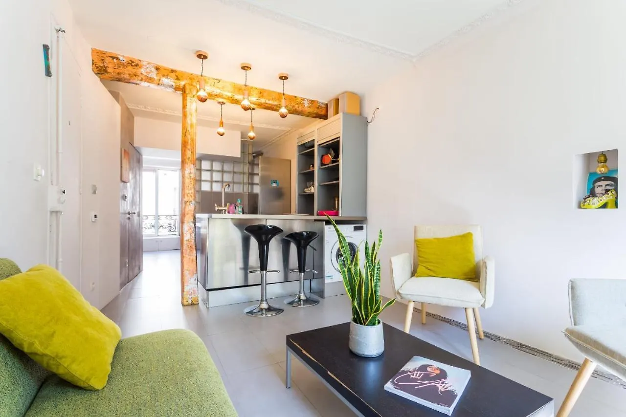 Charming Studio For 2 Near Republique location
